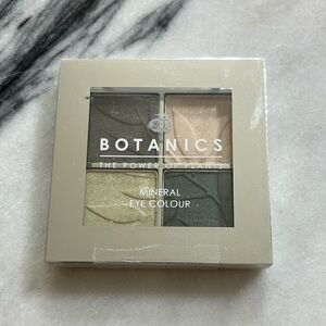 Mineral Eye Colour Palette - Gray, Cream, Green, Gold